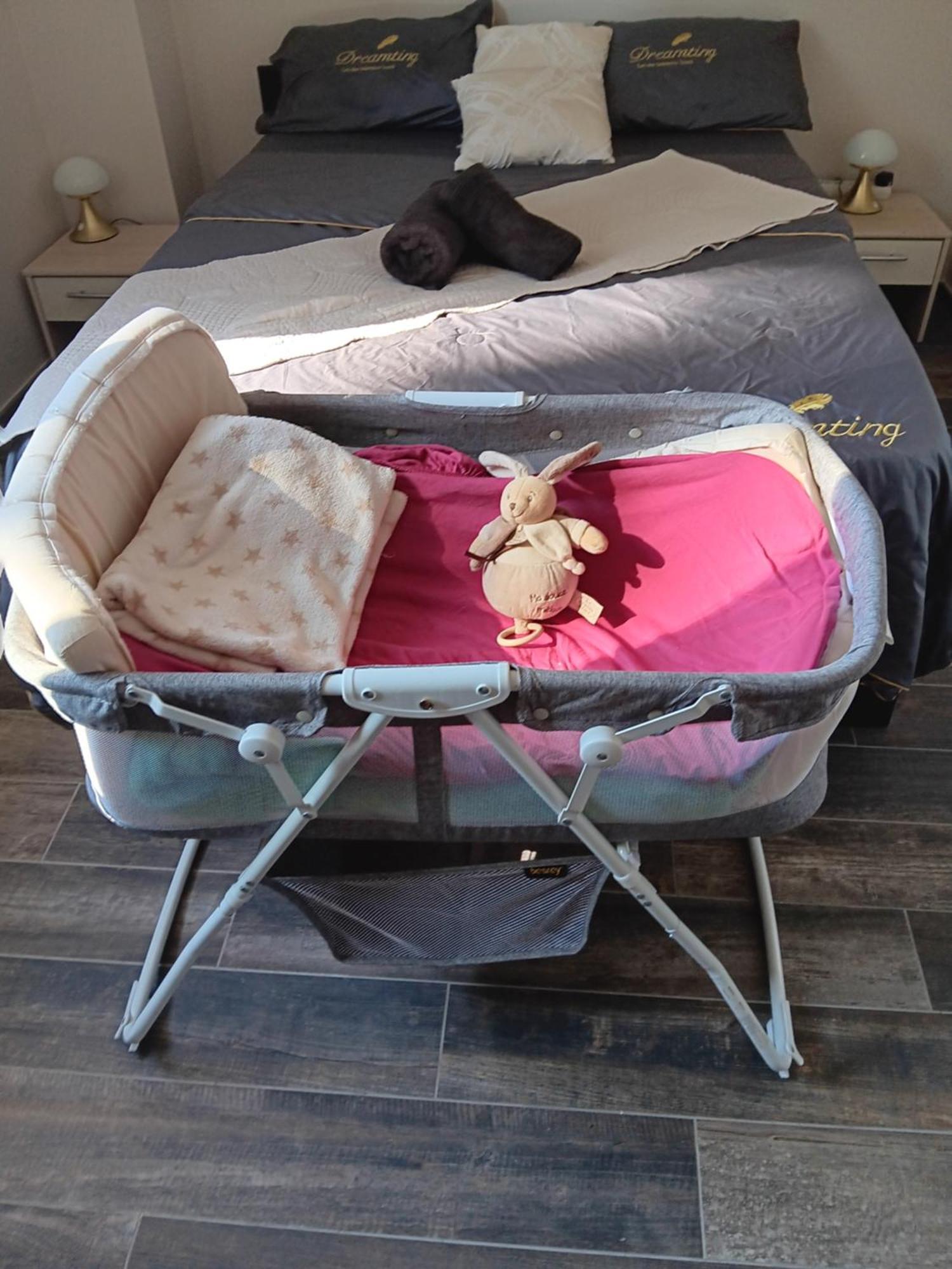 Chambre Privee Dans Une Maison Familiale Charmes  Esterno foto